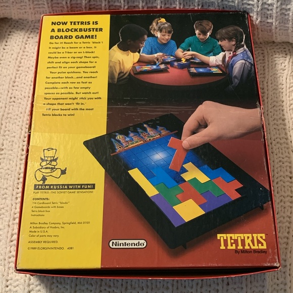 SOLD Vintage 90s Nintendo Tetris Board Game - Picture 2 of 13